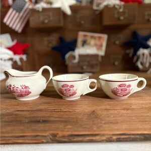 Warwick Vintage Creamer and 2 cups